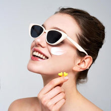 Load image into Gallery viewer, KOCOSTAR Sunscreen Capsule Mask SPF50+/ PA+++