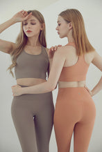 Load image into Gallery viewer, CONCHWEAR Air Light Sport Bra Top 11Colors