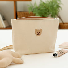 Load image into Gallery viewer, CHEZ-BEBE Embroidery Pouch Chezgomi (Ivory Bear)