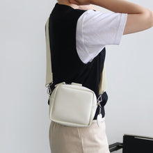 Load image into Gallery viewer, D.LAB Coy mini bag White