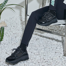 Load image into Gallery viewer, AKIII CLASSIC Urban Tracker Black (SEVENTEEN Hoshi's pick)