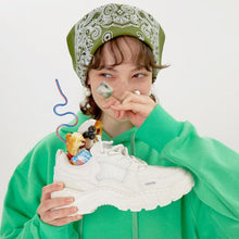 Load image into Gallery viewer, 23.65 V2 Sneakers Triple White