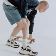 Load image into Gallery viewer, 23.65 V2 Neo Sneakers Black