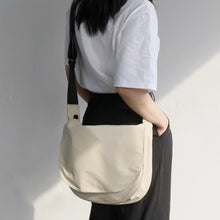 Load image into Gallery viewer, D.LAB Leo Daily Round Cross Bag Ivory