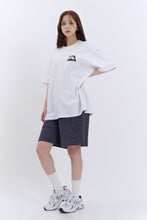 Load image into Gallery viewer, BEYOND CLOSET Gallery Nowhy The Legend Aartwork T-Shirt White