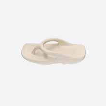 Load image into Gallery viewer, MULEBOY Square Z Flip Flop Cream