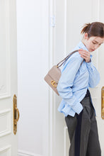 Load image into Gallery viewer, LOEKA Objet M Shoulder Bag Truffle