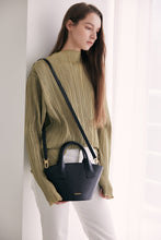 Load image into Gallery viewer, LOEKA Marqueta S Tote Bag Black