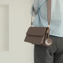 Load image into Gallery viewer, D.LAB May Bag Taupe