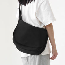 Load image into Gallery viewer, D.LAB Leo Daily Round Cross Bag Black