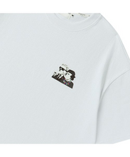 Load image into Gallery viewer, BEYOND CLOSET Gallery Nowhy The Legend Aartwork T-Shirt White