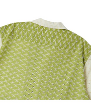 Load image into Gallery viewer, BEYOND CLOSET Collection Line Archive Pattern Cutting Open Collar Shirt Lime