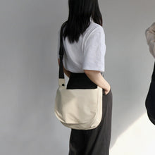 Load image into Gallery viewer, D.LAB Leo Daily Round Cross Bag Ivory