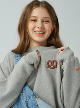 Load image into Gallery viewer, GRIMPER Pretzel🥨Sweater Grey