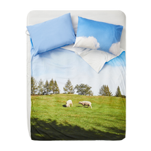 Load image into Gallery viewer, PHOTOZENIAGOODS Sheep2 Blanket (2Size)