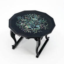 Load image into Gallery viewer, [SHELLANG] Mother-of-Pearl Soban Wireless Charger (Dalban)
