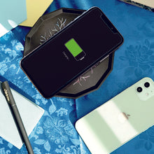 Load image into Gallery viewer, [SHELLANG] Mother-of-Pearl Soban Wireless Charger (Dalban)
