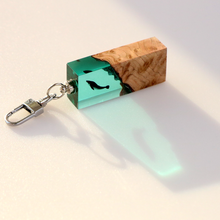 Load image into Gallery viewer, [WOODMENT] A Piece of Whale Keychain
