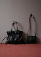 Load image into Gallery viewer, KWANI Square Embossed Bag Big Tote Black
