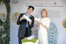 Load image into Gallery viewer, [2022 CAST] ʃilk Free Chic Blue Silk Shoes (Chilk x Jung Hyuk)
