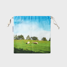 Load image into Gallery viewer, PHOTOZENIAGOODS Sheep2 Pouch Bag
