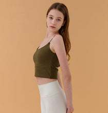 Load image into Gallery viewer, CONCHWEAR Back Point Twist Bralette (5 Colours)
