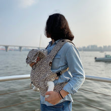 Load image into Gallery viewer, DMANGD_ILLI_BABY_CARRIER_LEOPARD
