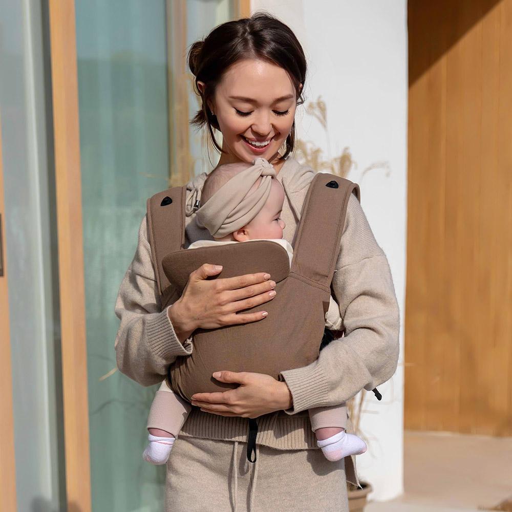 DMANGD_ILLI_BABY_CARRIER_MOCCA_BROWN