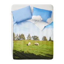 Load image into Gallery viewer, PHOTOZENIAGOODS Sheep2 Blanket (2Size)
